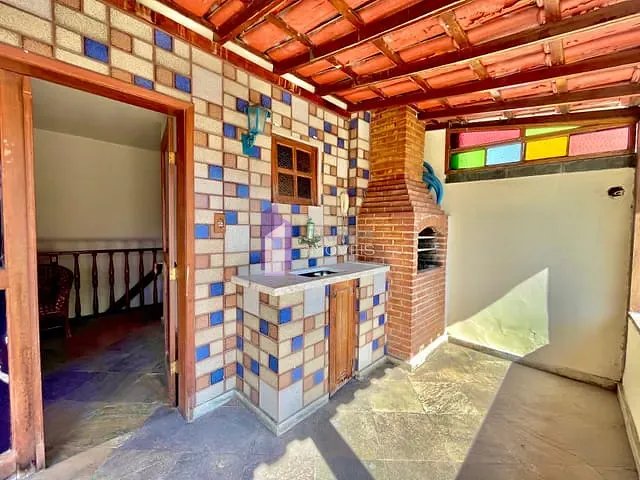 Cobertura / Penthouse 2 quartos e 2 banheiros, à venda, no bairro Santa Rosa/Vital Brasil em Niterói