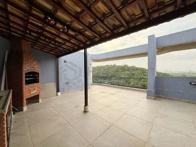 Cobertura / Penthouse 3 quartos e 2 banheiros, à venda, no bairro Tombo em Guarujá