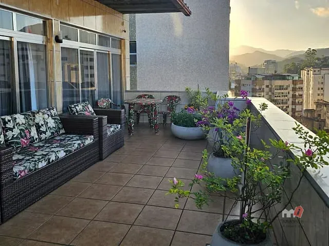 Cobertura / Penthouse à venda, no bairro Centro em Petrópolis