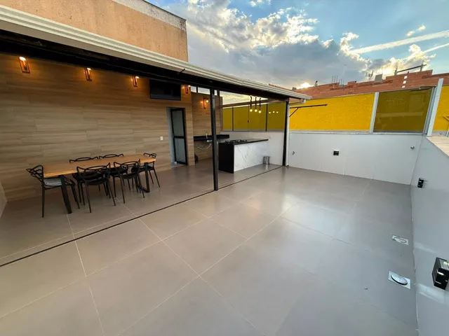 Cobertura / Penthouse 2 quartos e 1 banheiro, à venda, no bairro Cabral em Contagem