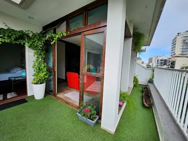 Cobertura / Penthouse com 120m² 2 quartos e 2 banheiros, à venda, no bairro Ipanema em Rio de Janeiro