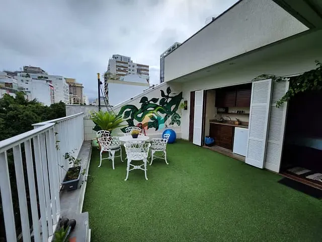 Cobertura / Penthouse com 120m² 2 quartos e 2 banheiros, à venda, no bairro Ipanema em Rio de Janeiro