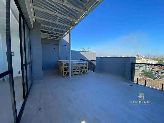 Cobertura / Penthouse 4 quartos e 3 banheiros, à venda, no bairro Niterói em Volta Redonda