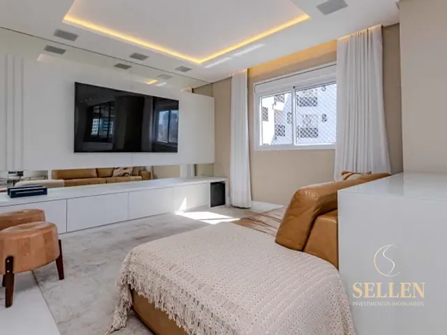 Cobertura / Penthouse 3 quartos e 4 banheiros, à venda, no bairro Centro em Balneário Camboriú