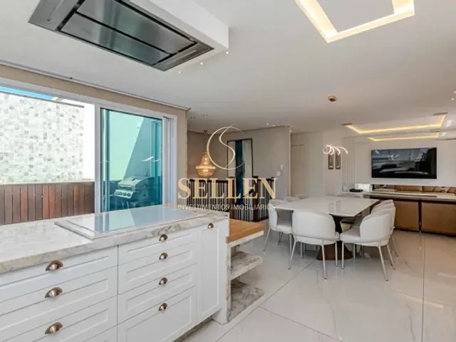 Cobertura / Penthouse 3 quartos e 4 banheiros, à venda, no bairro Centro em Balneário Camboriú