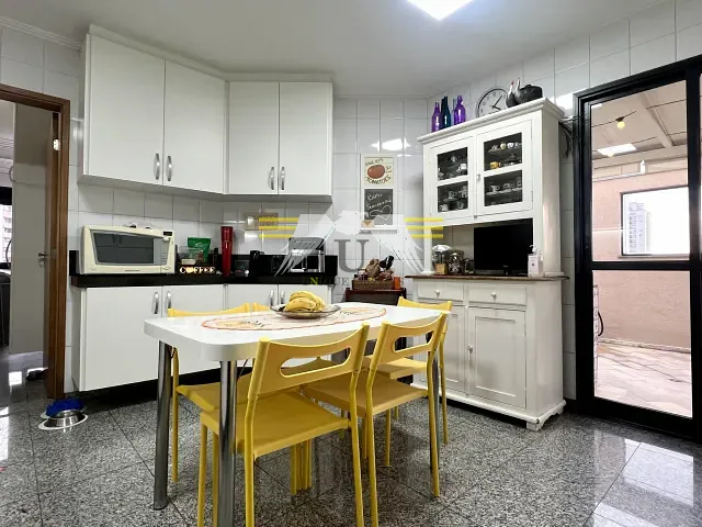 Cobertura / Penthouse 3 quartos e 5 banheiros, à venda, no bairro Vila Regente Feijó em São Paulo