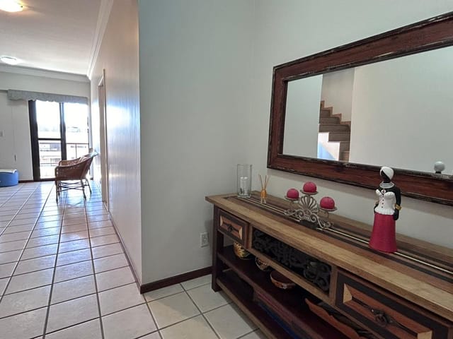 Cobertura / Penthouse com 1000m² 2 quartos e 2 banheiros, à venda, no bairro Centro em Cabo Frio