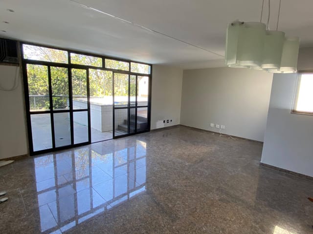 Cobertura / Penthouse com 196m² 3 quartos e 4 banheiros, à venda, no bairro Recreio dos Bandeirantes em Rio de Janeiro