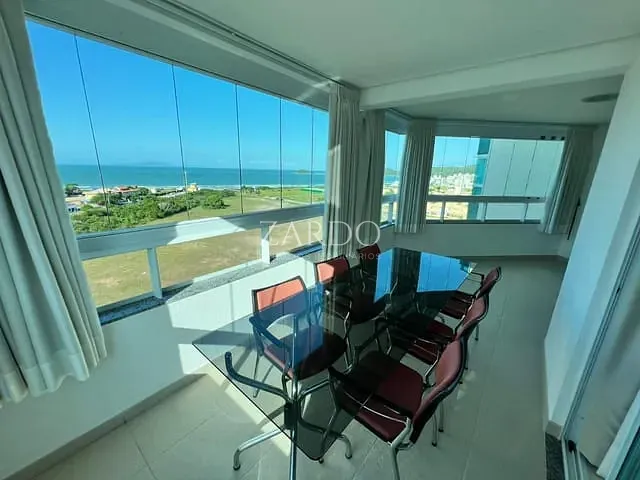 Cobertura / Penthouse com 254m² 3 quartos e 5 banheiros, à venda, no bairro Palmas em Governador Celso Ramos