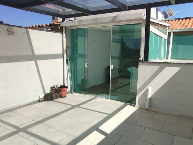 Cobertura / Penthouse 2 quartos e 1 banheiro, para alugar, no bairro Parque Erasmo Assunção em Santo André