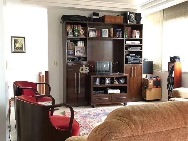 Cobertura / Penthouse com 274m² 3 quartos e 3 banheiros, à venda, no bairro Jardim Itapeva em São Paulo