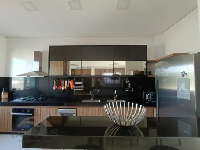 Cobertura / Penthouse com 262m² 4 quartos e 3 banheiros, à venda, no bairro Iguaçu em Ipatinga