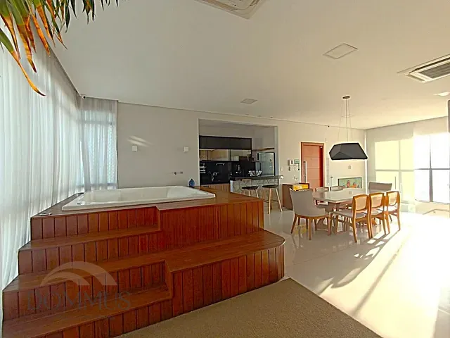 Cobertura / Penthouse com 262m² 4 quartos e 3 banheiros, à venda, no bairro Iguaçu em Ipatinga