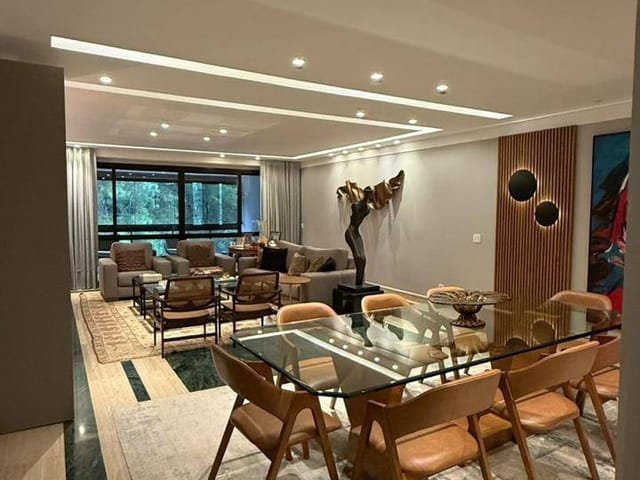 Cobertura / Penthouse 4 quartos e 2 banheiros, à venda, no bairro Duarte Silveira em Petrópolis