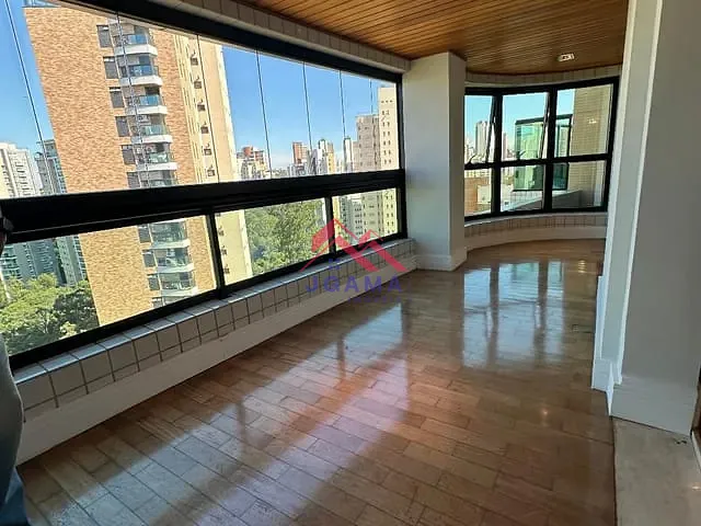 Cobertura / Penthouse 4 quartos e 6 banheiros, à venda ou para alugar, no bairro Jardim Morumbi em São Paulo