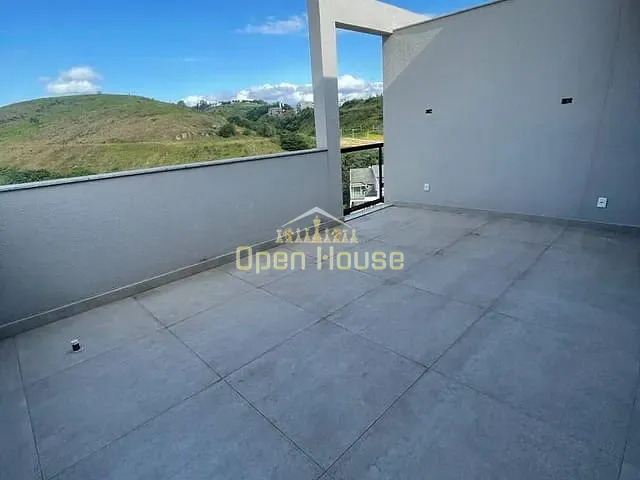Cobertura / Penthouse com 120m² 3 quartos e 2 banheiros, à venda, no bairro Jardim Amália em Volta Redonda