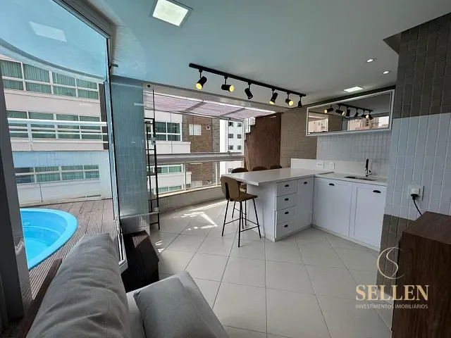 Cobertura / Penthouse 3 quartos e 4 banheiros, à venda, no bairro Centro em Balneário Camboriú