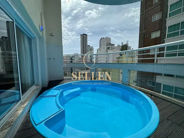 Cobertura / Penthouse 3 quartos e 4 banheiros, à venda, no bairro Centro em Balneário Camboriú