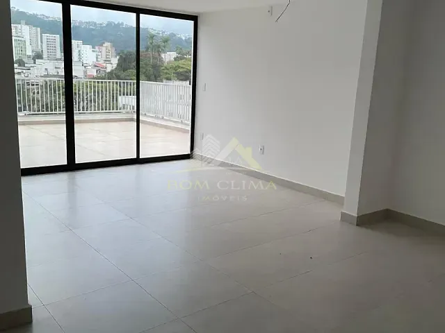 Cobertura / Penthouse 2 quartos e 1 banheiro, à venda, no bairro Mariano Procópio em Juiz de Fora