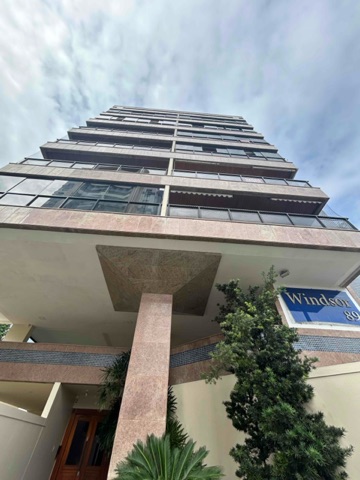 Cobertura / Penthouse com 300m² 4 quartos e 5 banheiros, à venda, no bairro Centro em Campos dos Goytacazes