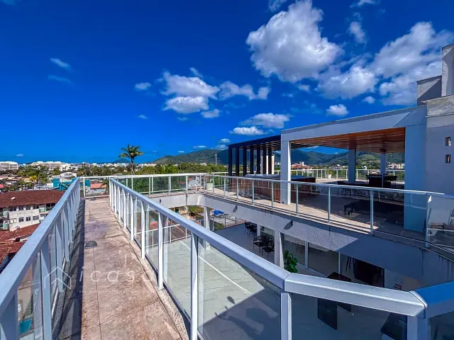 Cobertura / Penthouse com 500m² 3 quartos e 5 banheiros, à venda ou para alugar, no bairro Barra da Lagoa em Ubatuba