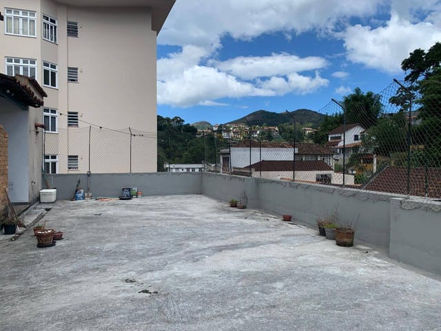 Cobertura / Penthouse 3 quartos e 3 banheiros, para alugar, no bairro Centro em Petrópolis