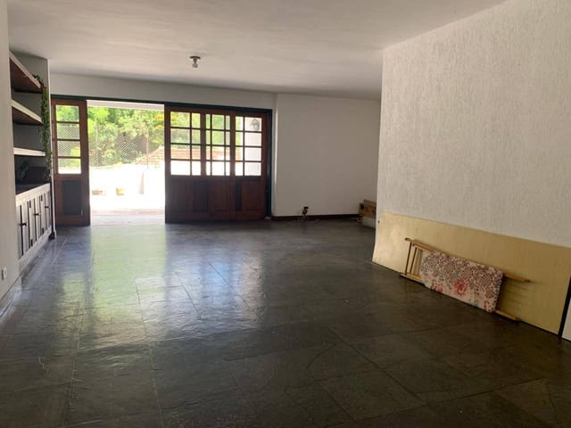 Cobertura / Penthouse 3 quartos e 3 banheiros, para alugar, no bairro Centro em Petrópolis