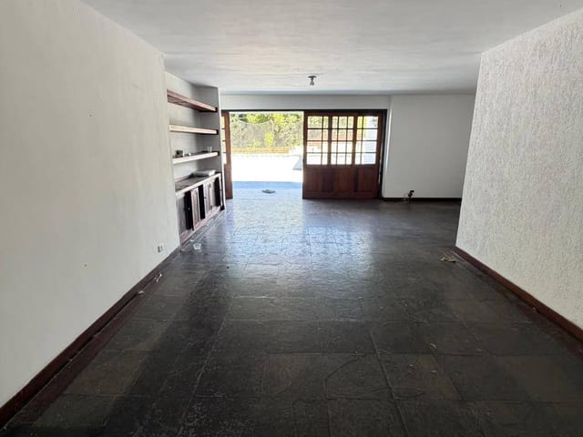 Cobertura / Penthouse 3 quartos e 3 banheiros, para alugar, no bairro Centro em Petrópolis