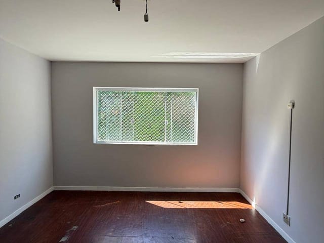 Cobertura / Penthouse 3 quartos e 3 banheiros, para alugar, no bairro Centro em Petrópolis