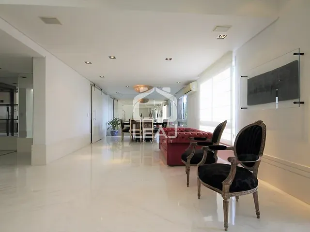 Cobertura / Penthouse 3 quartos e 6 banheiros, à venda, no bairro Moema em São Paulo