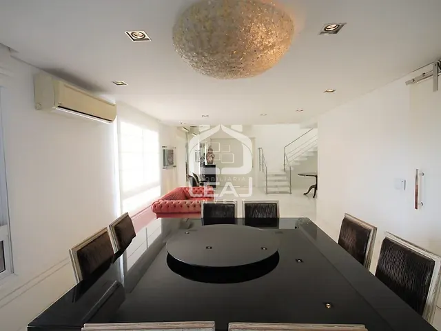 Cobertura / Penthouse 3 quartos e 6 banheiros, à venda, no bairro Moema em São Paulo
