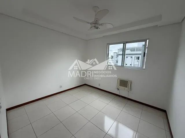 Cobertura / Penthouse 4 quartos e 2 banheiros, à venda, no bairro Pagani em Palhoça