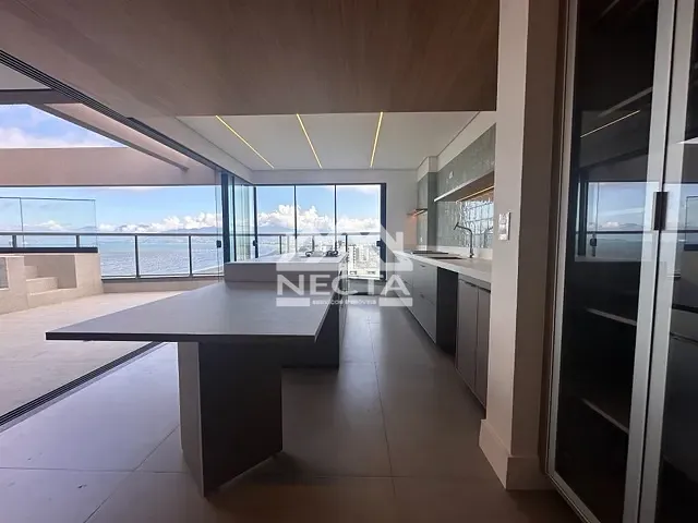Cobertura / Penthouse com 154m² 3 quartos e 3 banheiros, à venda, no bairro Indaiá em Caraguatatuba
