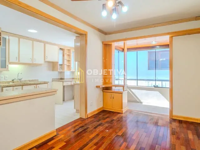 Cobertura / Penthouse 2 quartos e 2 banheiros, à venda, no bairro Santana em Porto Alegre