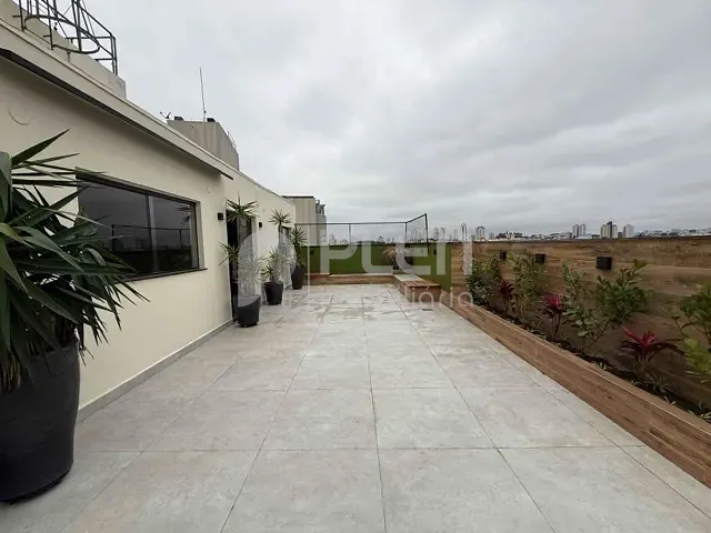 Cobertura / Penthouse 3 quartos e 4 banheiros, para alugar, no bairro Vila Romero em São Paulo