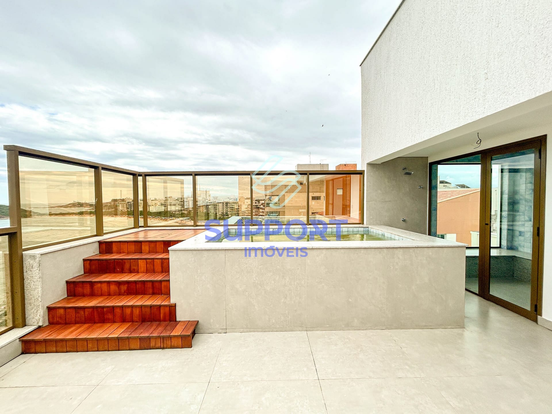 Cobertura à venda com 3 quartos, 180m² - Foto 1