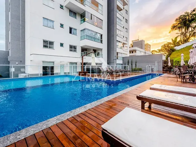 Cobertura / Penthouse com 214m² 3 quartos e 4 banheiros, à venda ou para alugar, no bairro Fortaleza em Blumenau