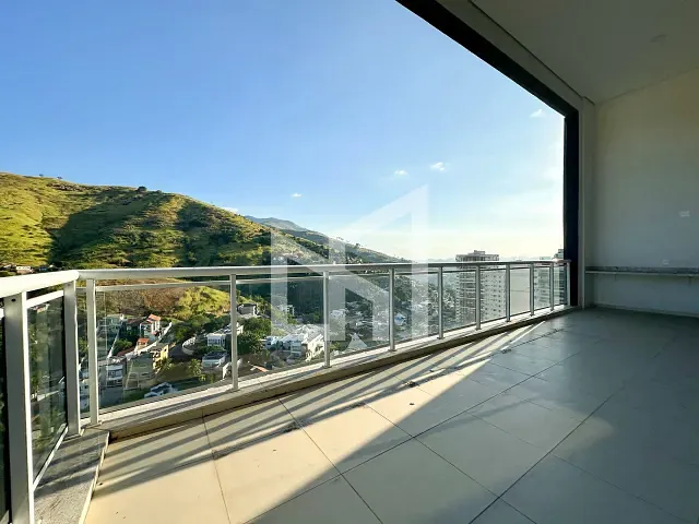 Cobertura / Penthouse 4 quartos e 6 banheiros, à venda, no bairro Joana D'Arc em Nova Iguaçu