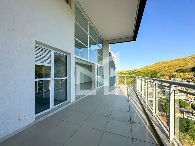Cobertura / Penthouse 4 quartos e 6 banheiros, à venda, no bairro Joana D'Arc em Nova Iguaçu