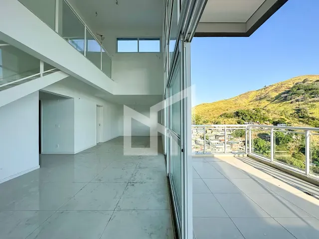 Cobertura / Penthouse 4 quartos e 6 banheiros, à venda, no bairro Joana D'Arc em Nova Iguaçu