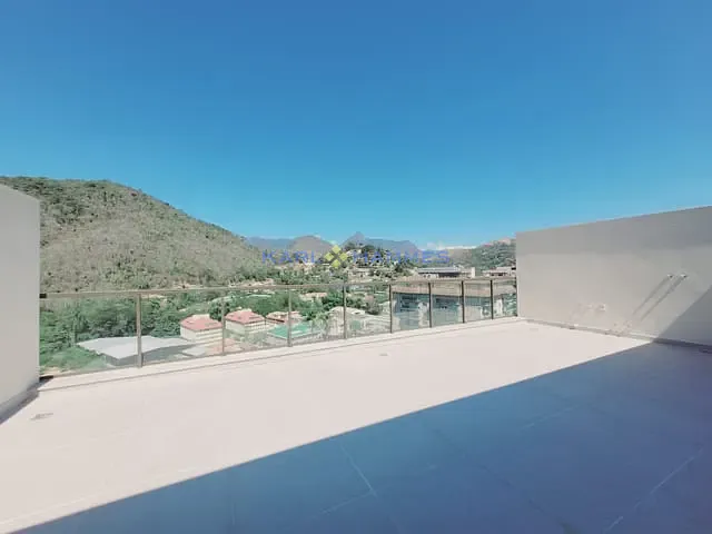 Cobertura / Penthouse 3 quartos e 3 banheiros, à venda, no bairro Itaipava em Petrópolis