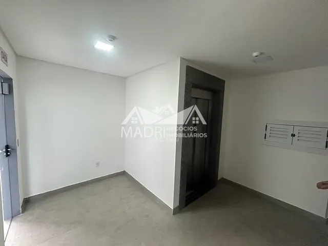 Cobertura / Penthouse com 300m² 4 quartos e 4 banheiros, à venda, no bairro Pagani em Palhoça