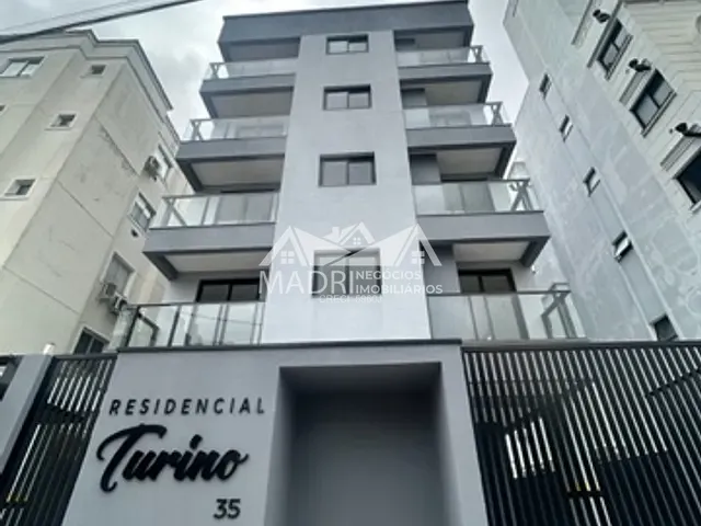 Cobertura / Penthouse com 300m² 4 quartos e 4 banheiros, à venda, no bairro Pagani em Palhoça