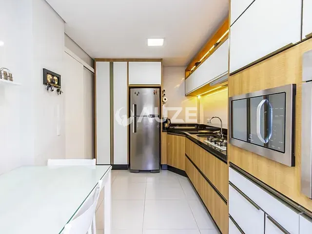 Cobertura / Penthouse com 163m² 2 quartos e 3 banheiros, à venda, no bairro Água Verde em Curitiba