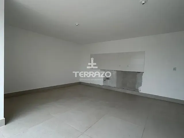 Cobertura / Penthouse 2 quartos e 3 banheiros, à venda, no bairro Monte Castelo em Volta Redonda