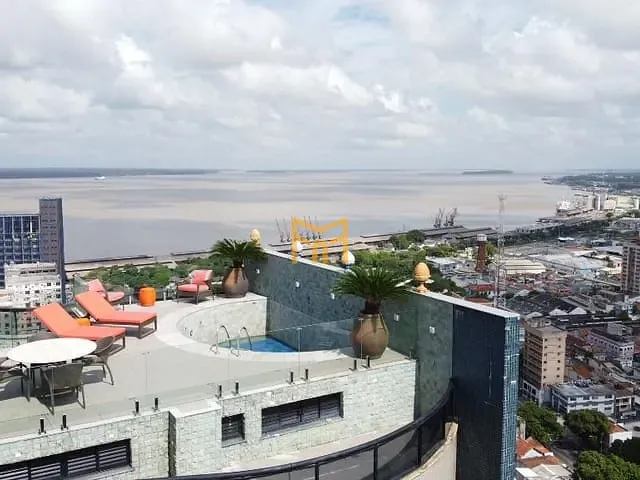 Cobertura / Penthouse com 1000m² 4 quartos e 7 banheiros, à venda ou para alugar, no bairro Campina em Belém