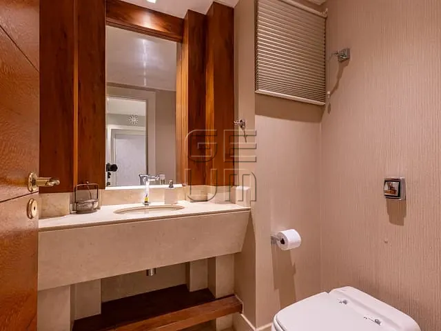 Cobertura / Penthouse com 761m² 4 quartos e 6 banheiros, à venda, no bairro Centro em Londrina
