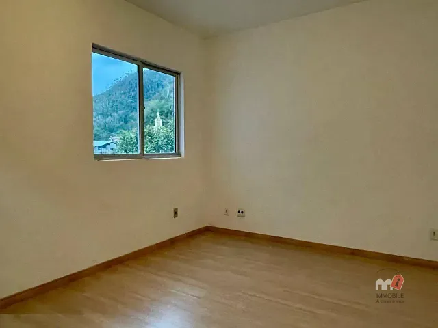 Cobertura / Penthouse 3 quartos e 3 banheiros, à venda, no bairro Nogueira em Petrópolis
