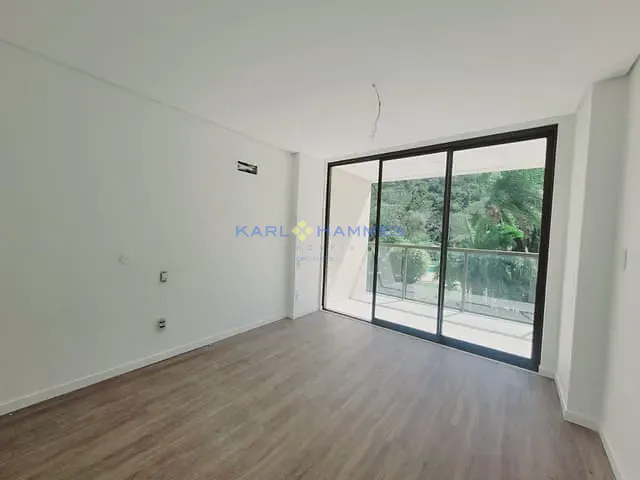 Cobertura / Penthouse 3 quartos e 3 banheiros, à venda, no bairro Itaipava em Petrópolis