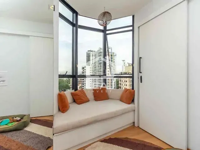 Cobertura / Penthouse 2 quartos e 2 banheiros, à venda ou para alugar, no bairro Moema em São Paulo